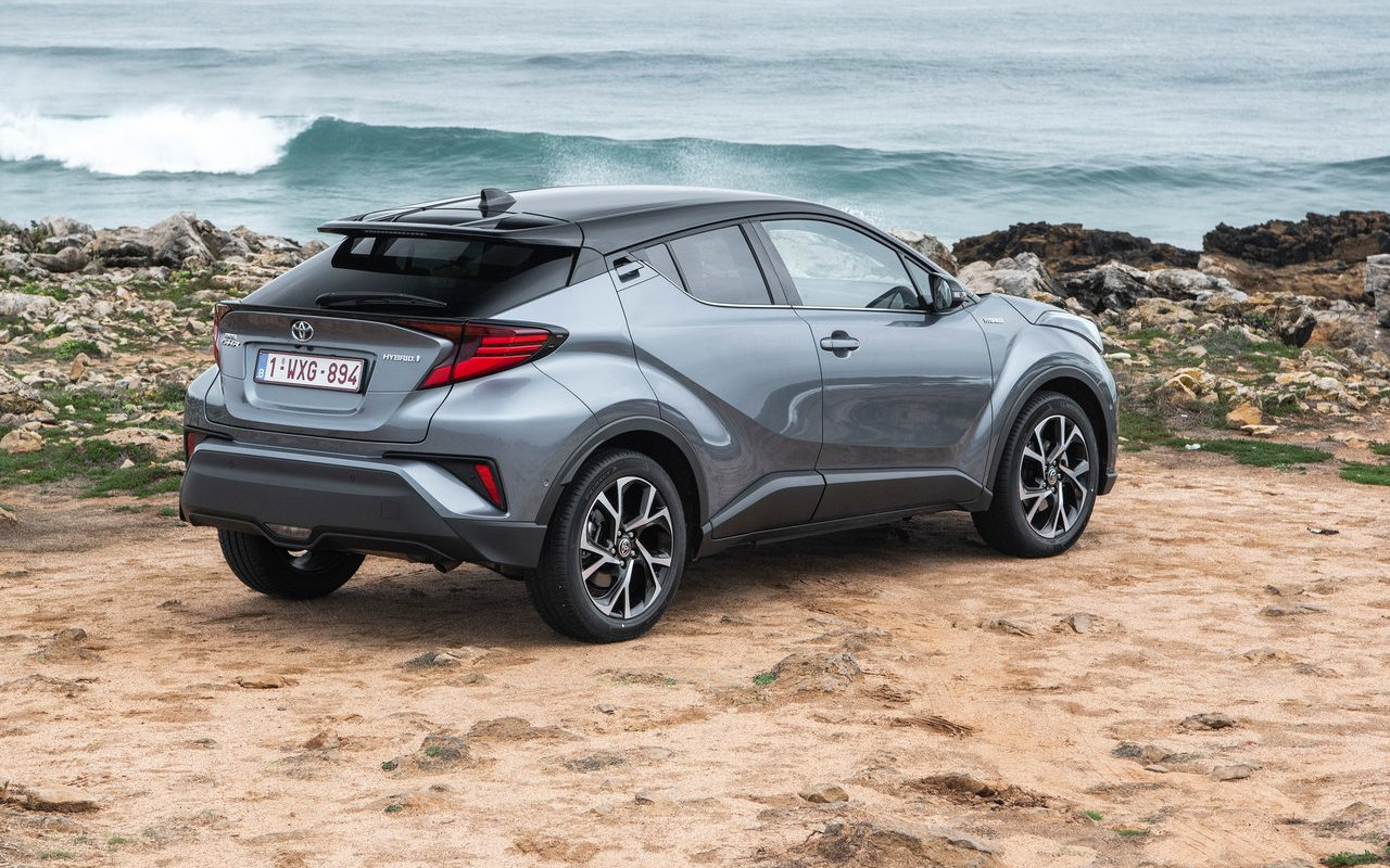 Toyota C-HR Koba Hybrid 2021 | SUV Drive